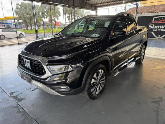 FIAT TORO 2.0 16V TURBO DIESEL VOLCANO 4WD AT9 FIAT TORO 2.0 16V TURBO DIESEL VOLCANO 4WD AT9